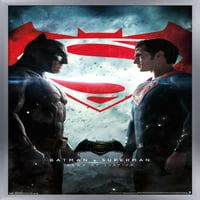 Стрип Филм-Бетмен против Супермен - Еден Лист Ѕид Постер, 14.725 22.375